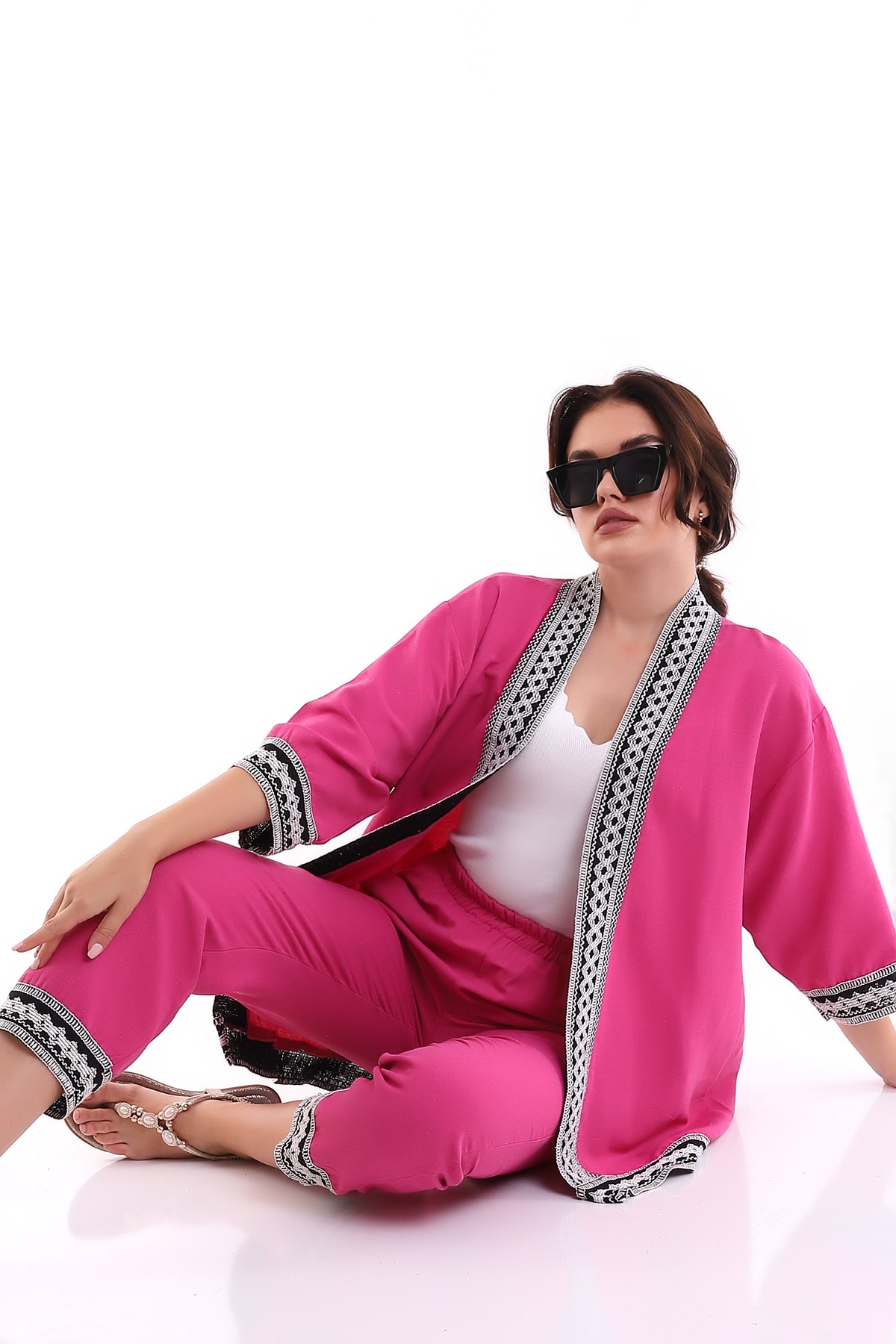 Modaness%20İşlemeli%20Kimono%20Takım%20Fuşya%20Mdnss105