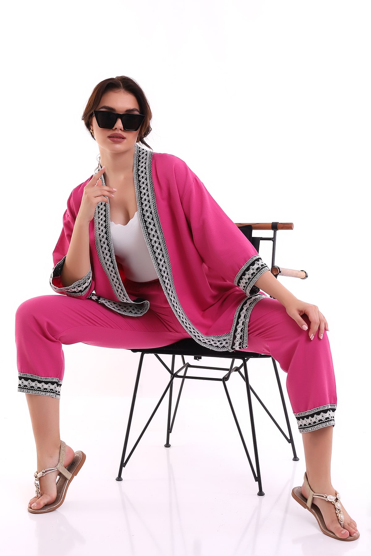 Modaness%20İşlemeli%20Kimono%20Takım%20Fuşya%20Mdnss105